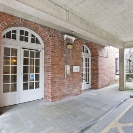 Riverside Studio Apartments Close To City Centre York Buitenkant foto